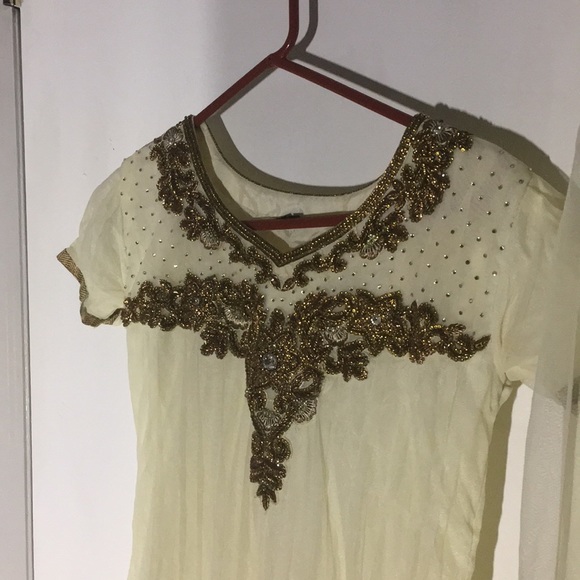 Desi dress, shalwar Kameez - Picture 2 of 3